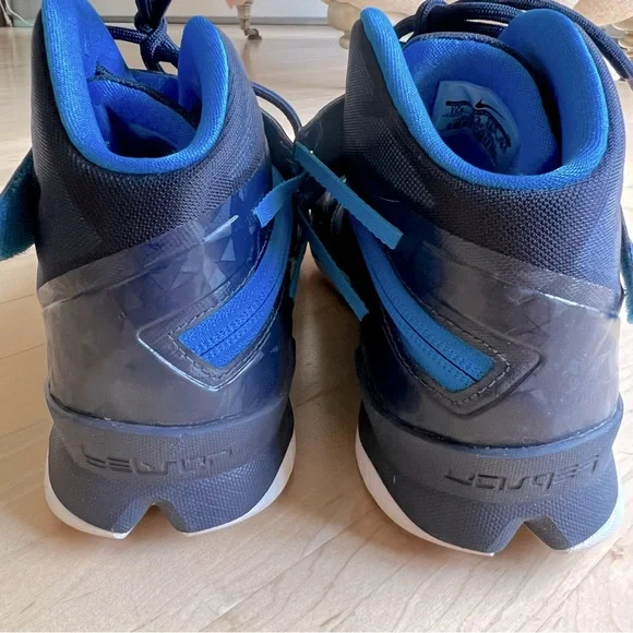LeBron Zoom Soldier 8 'Midnight Navy' - Picture 14 of 15